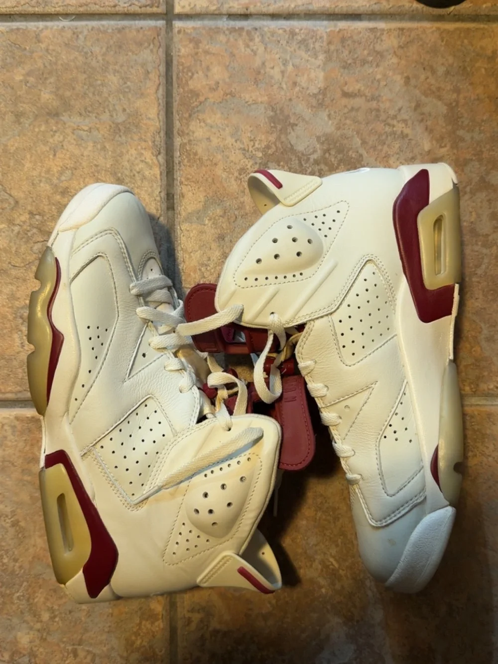Air Jordan 6 Retro High-Top Sneakers in Cream & Burgundy ‘Maroon 6s’ Size 9